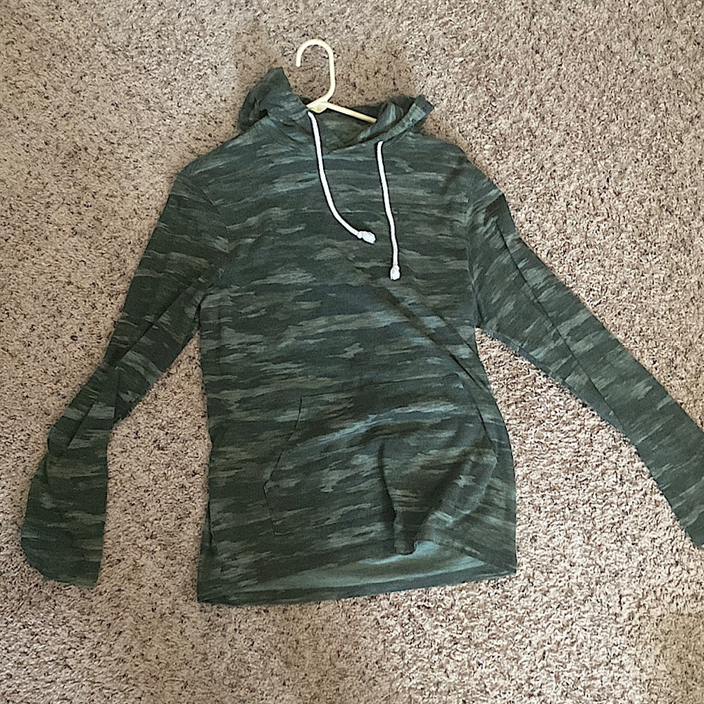 Urban Pipeline camo thin hoodie